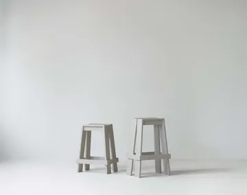 Let barkruk 65 cm - Light Grey - Normann Copenhagen