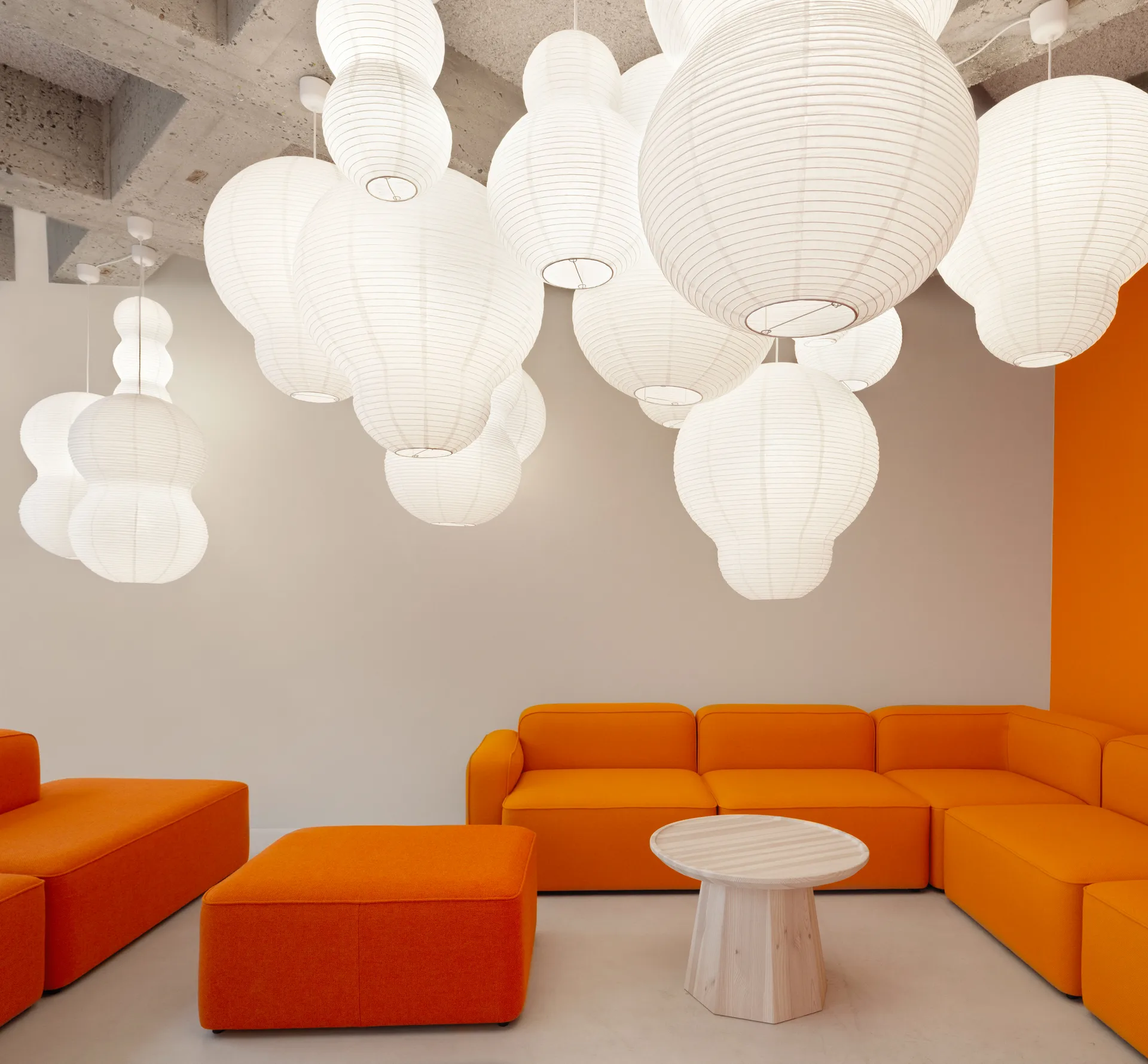 Puff Twist lamp 50x90 cm, Wit Normann Copenhagen