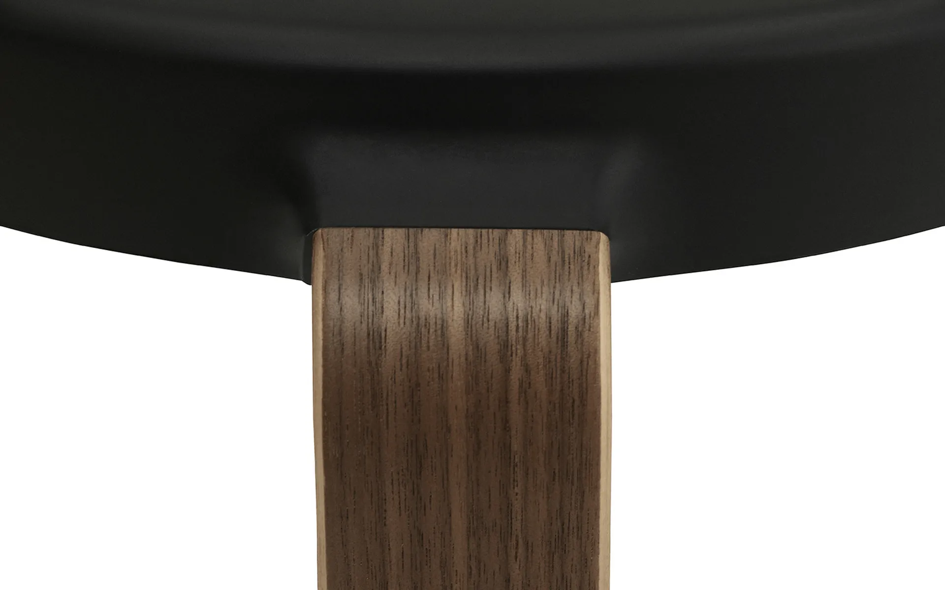 Tap Kruk, black, walnoothouten poten Normann Copenhagen