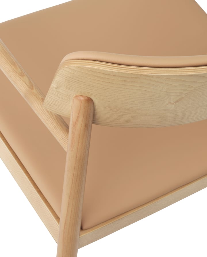 Timb armstoel met kussen, Tan/ Ultra Leather - Camel Normann Copenhagen