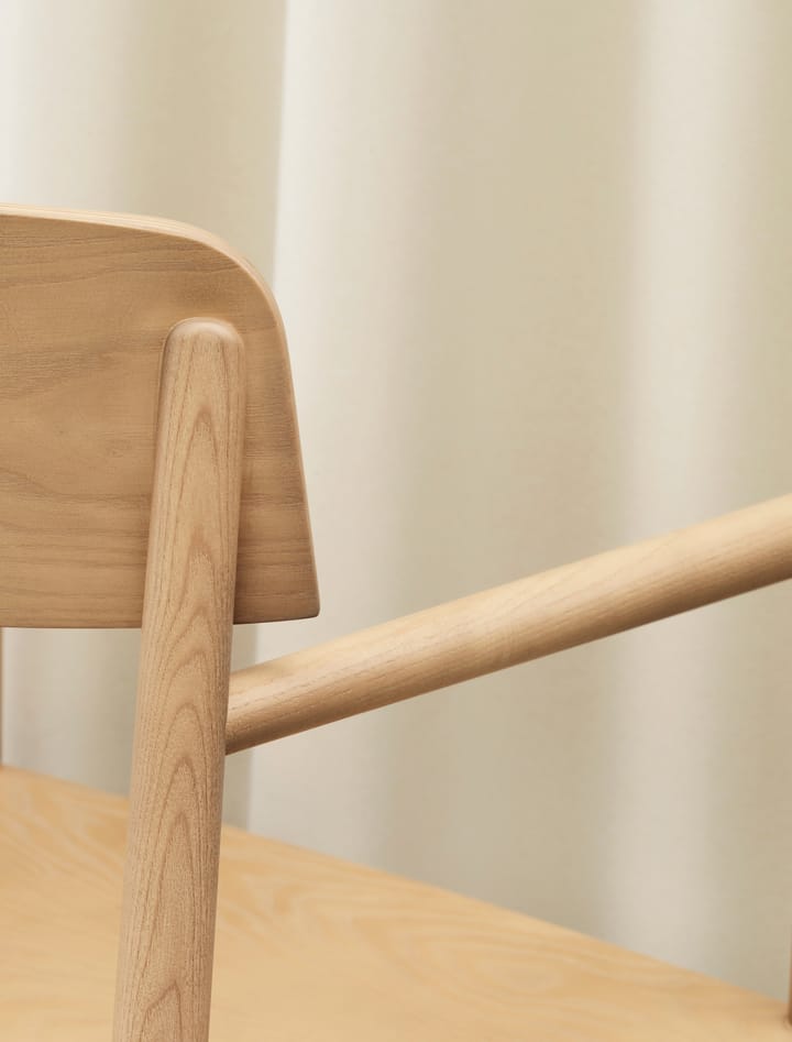 Timb armstoel met kussen, Tan/ Ultra Leather - Camel Normann Copenhagen