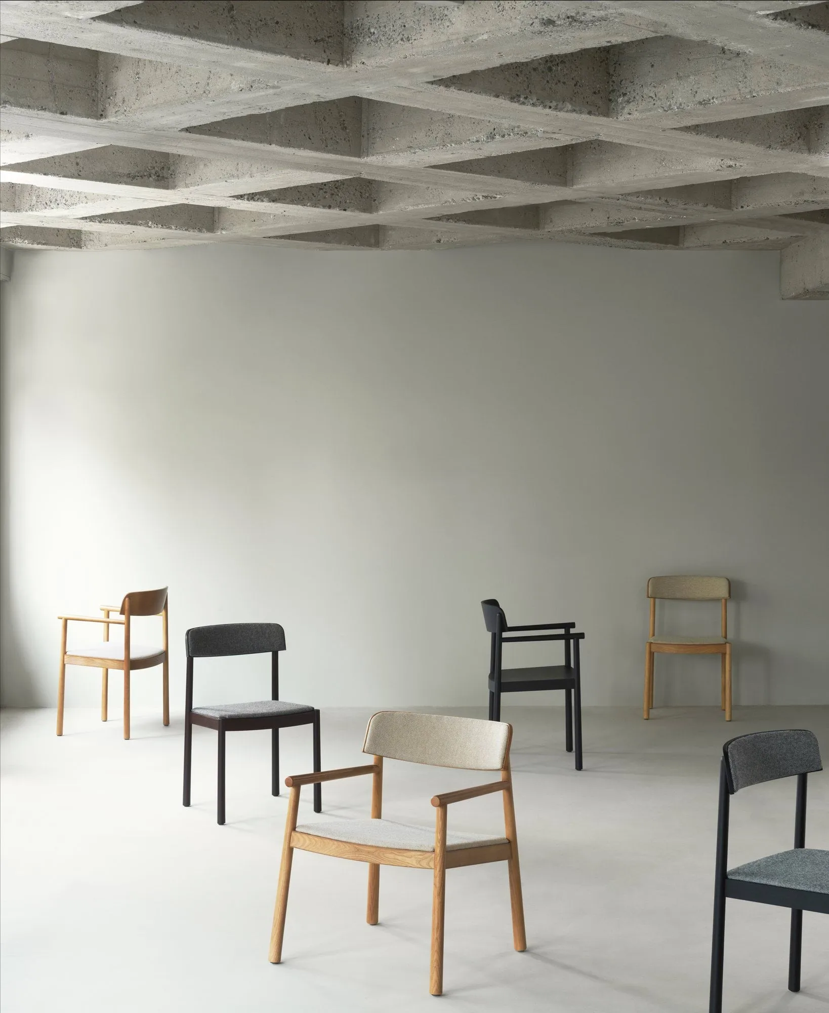 Timb armstoel, Tan ash-Hallingdal 220 Normann Copenhagen