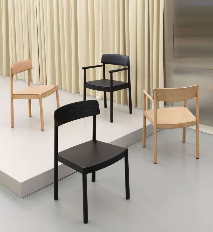 Timb stoel, Black Normann Copenhagen
