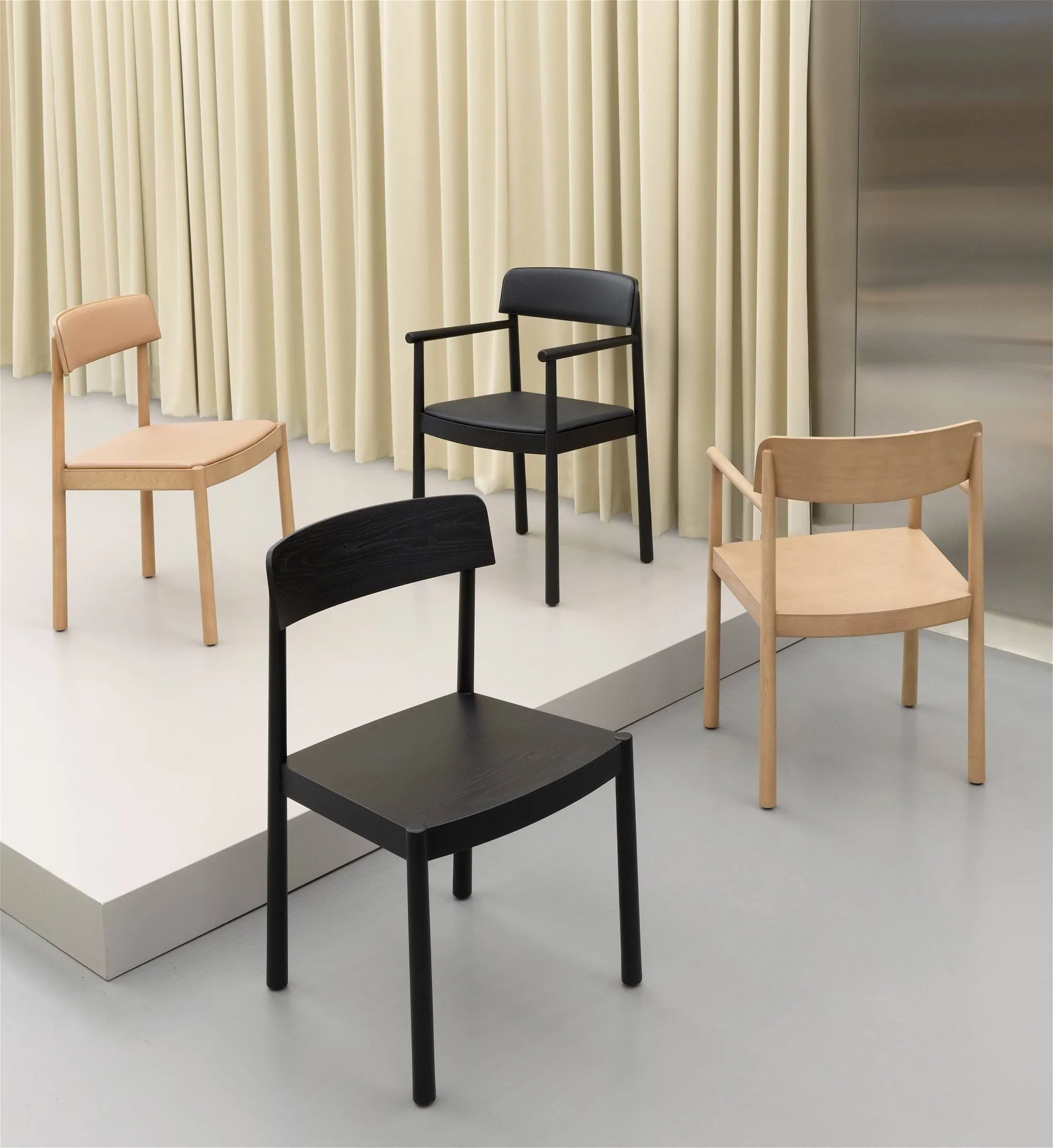 Timb stoel met kussen, Tan/ Ultra Leather - Camel Normann Copenhagen