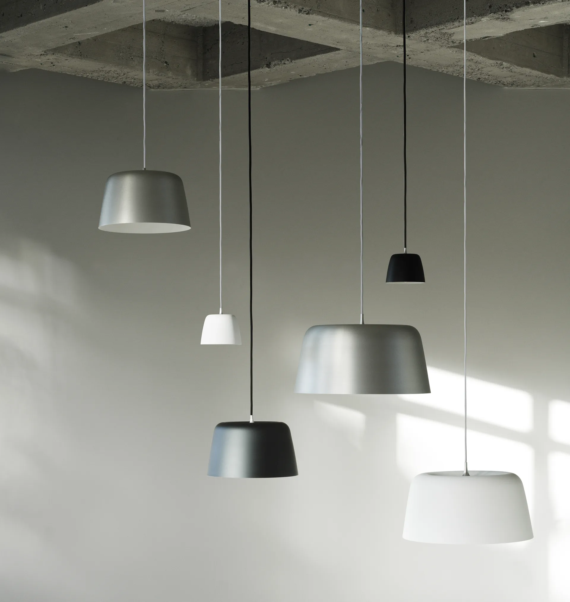 Tub hanglamp Ø13 cm, Aluminium Normann Copenhagen