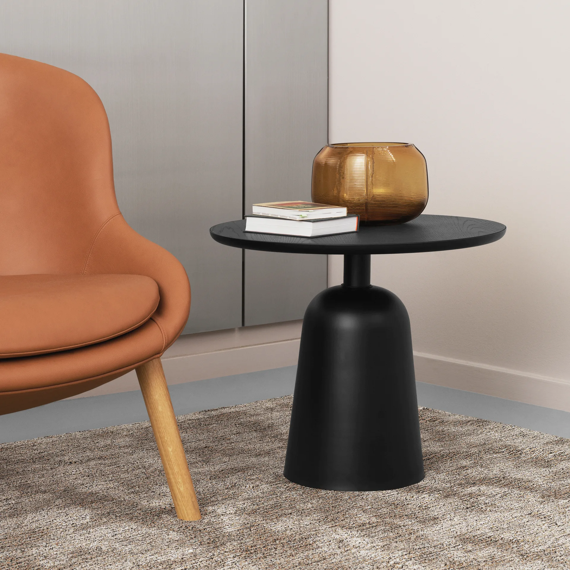 Turn verstelbare tafel Ø55 cm, Zwart Normann Copenhagen
