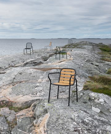 Vig Robinia armstoel - Black - Normann Copenhagen