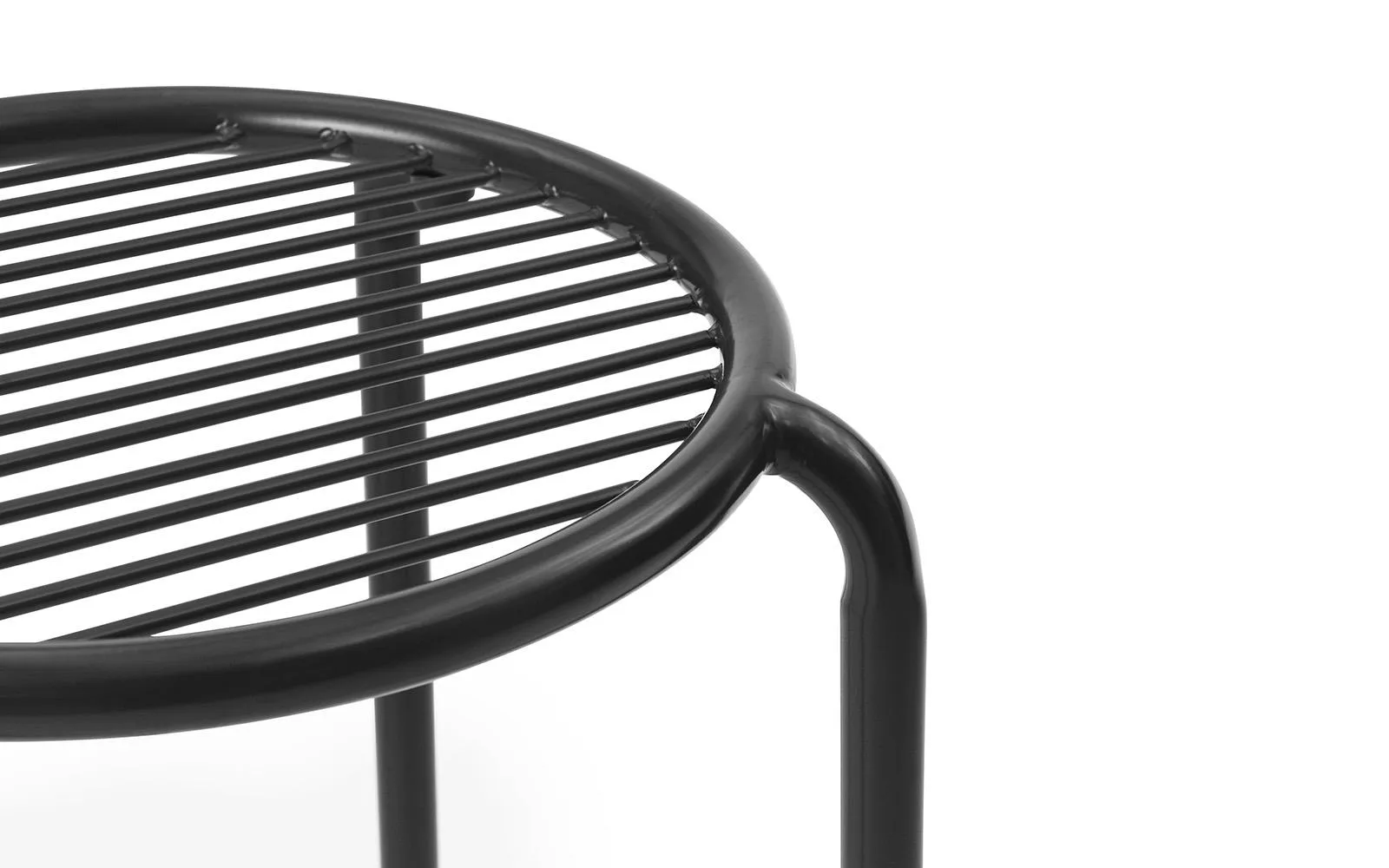 Vig ronde kruk, Zwart, Ø41x46 cm Normann Copenhagen