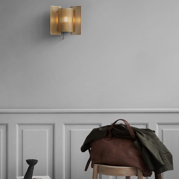 Butterfly wandlamp geperforeerd, Messing Northern