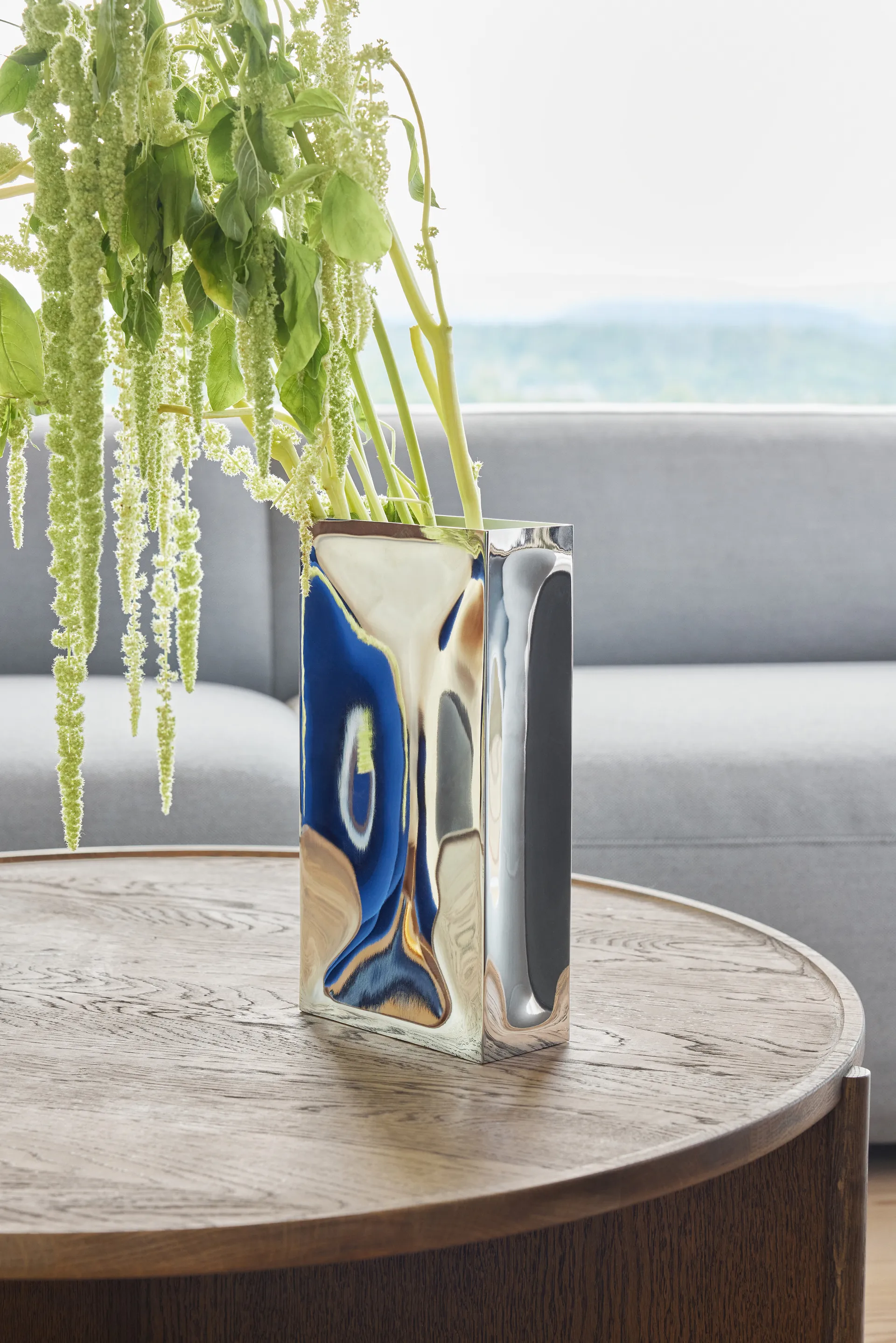 Into vaas, Mirror Northern