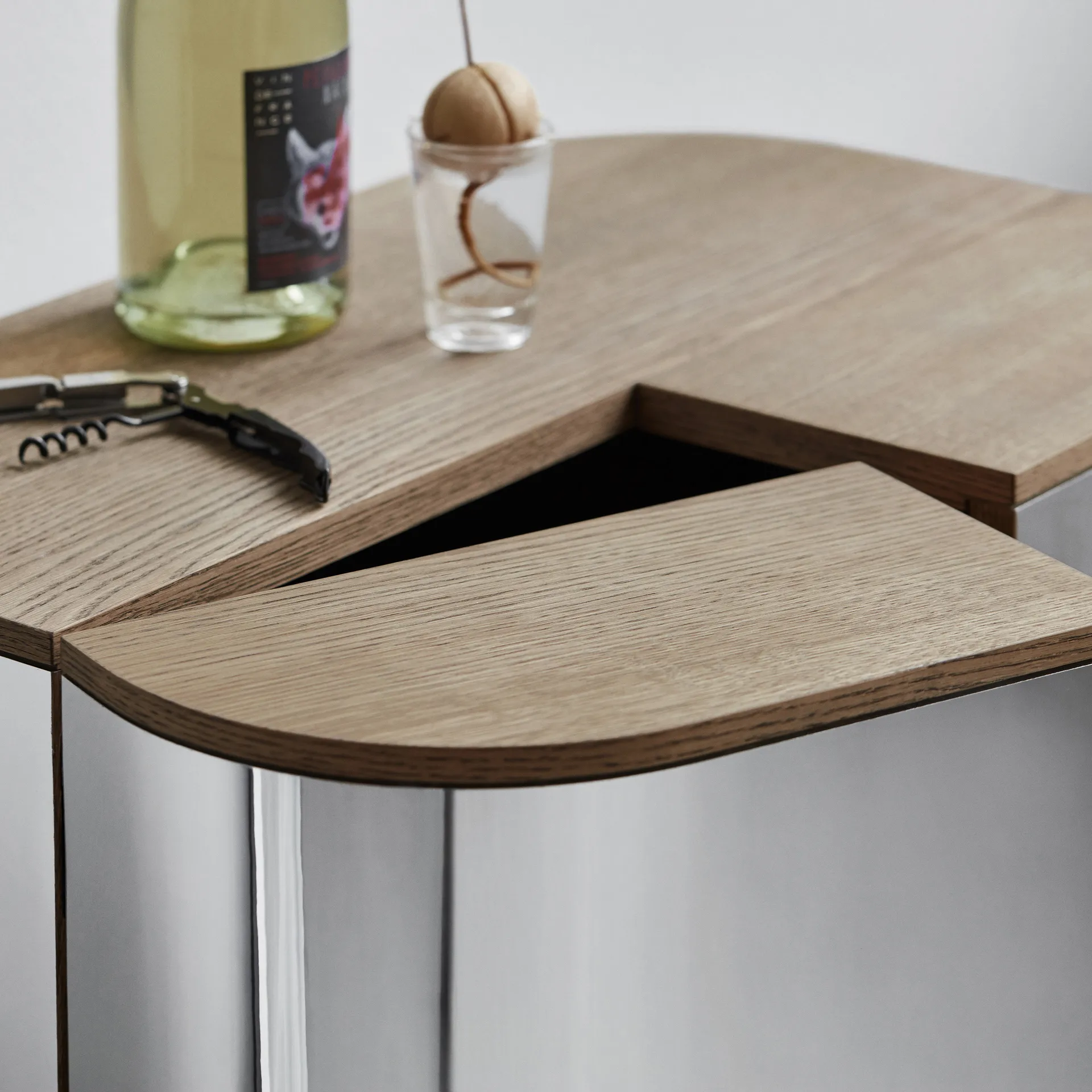 Loud serveertrolley op wielen, gerookt eikenhout Northern