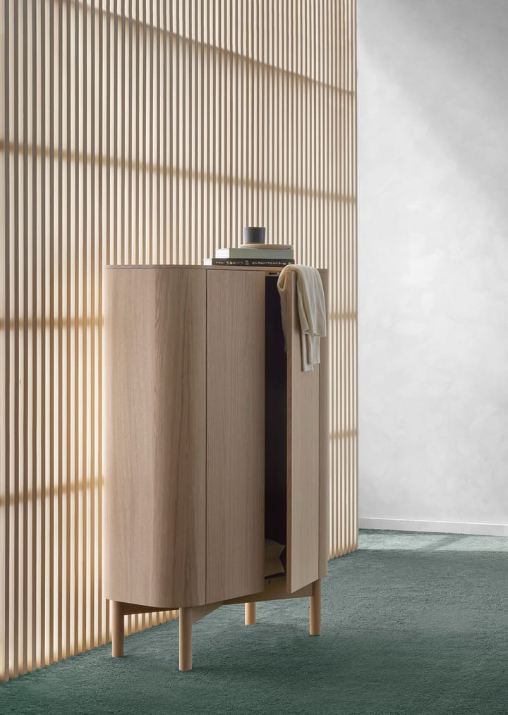 Loud tall kast 143 cm, Light oiled oak Northern
