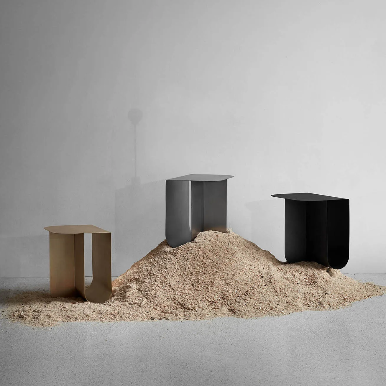 Mass bijzettafel, Messing Northern