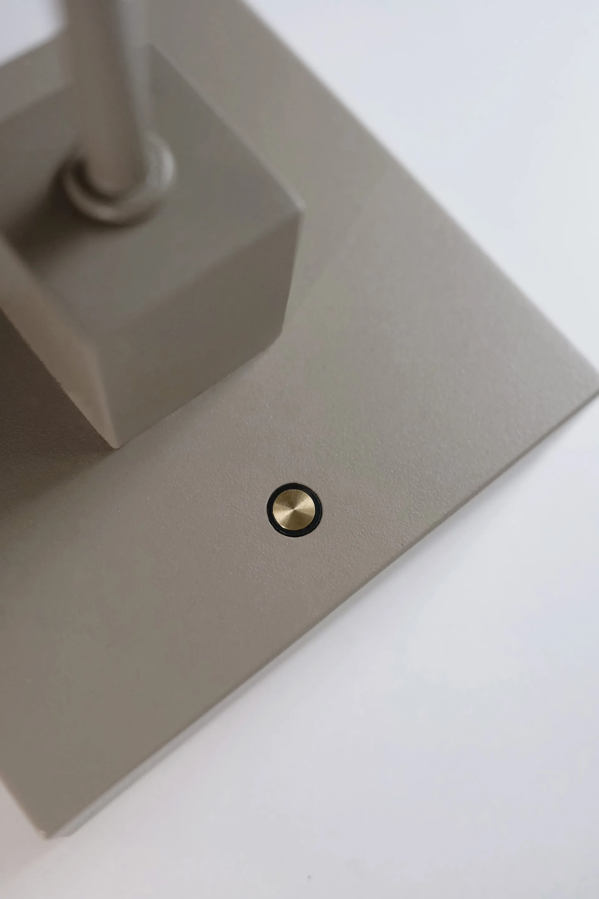 Snowball draagbare tafellamp 33 cm, Grijs beige Northern