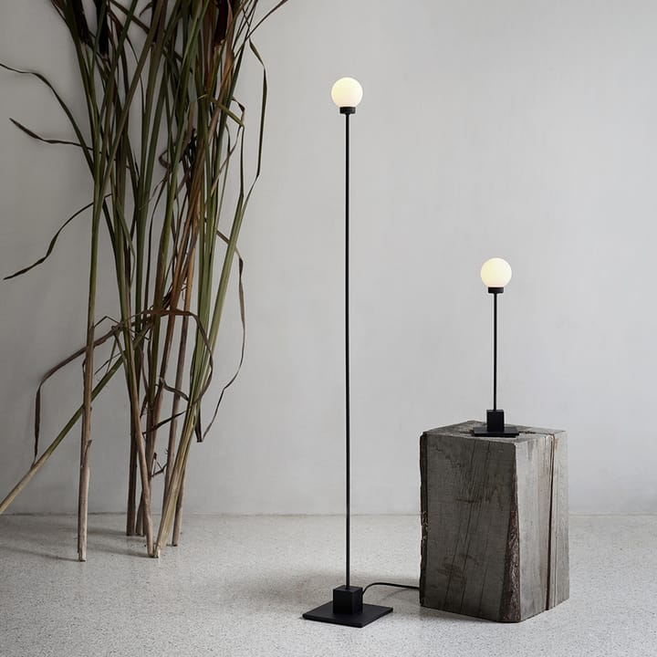Snowball Vloerlamp, white, wit opaalglas Northern