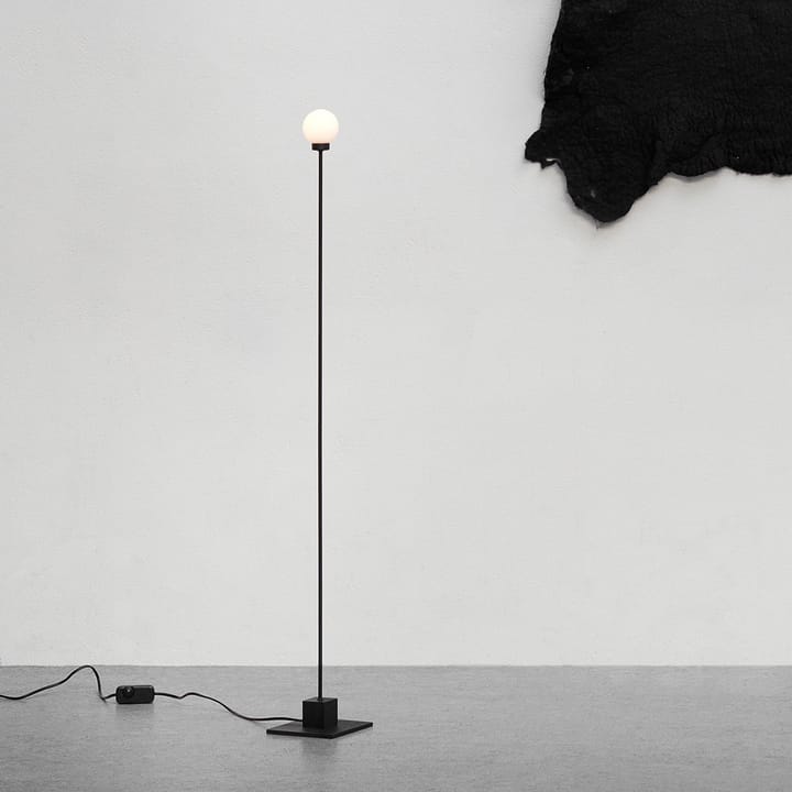 Snowball vloerlamp, Zwart Northern