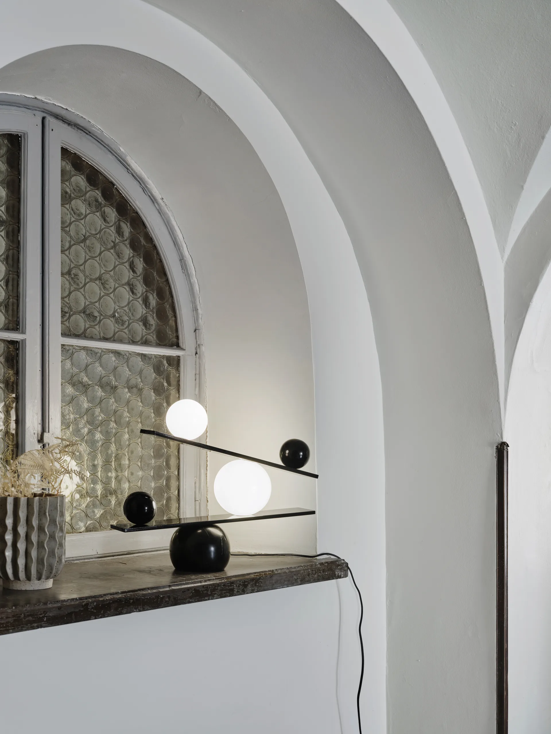 Balance tafellamp, Black Oblure