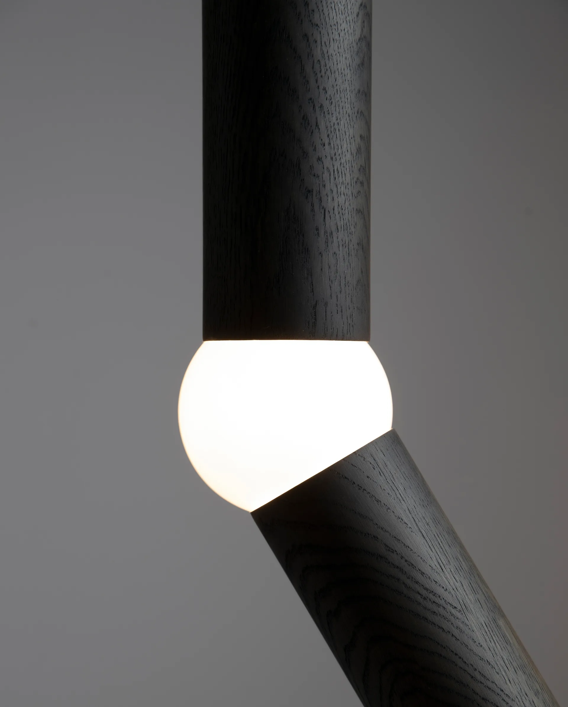 Lightbone vloerlamp 124,3 cm, Black oak Oblure