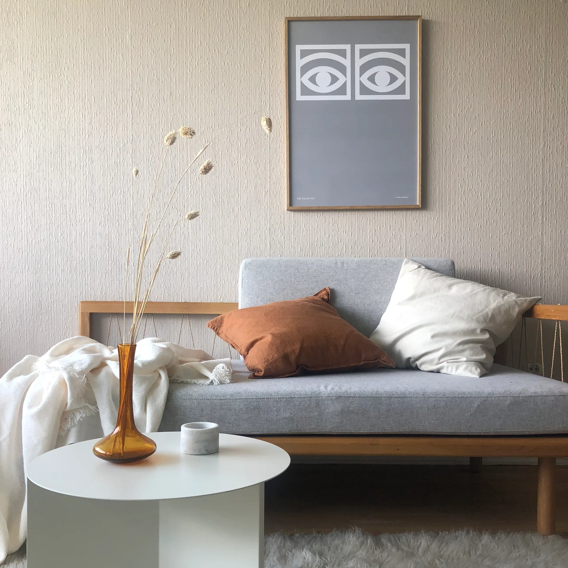 Ögon grijze poster, 50x70 cm Olle Eksell