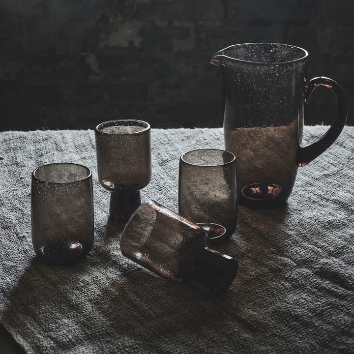 Bari glas op voet, Bruin Olsson & Jensen