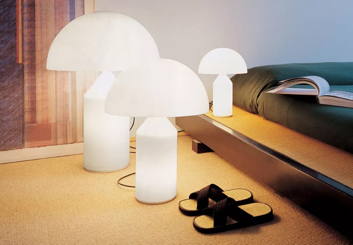 Atollo medium 235 tafellamp glas, Opal Oluce