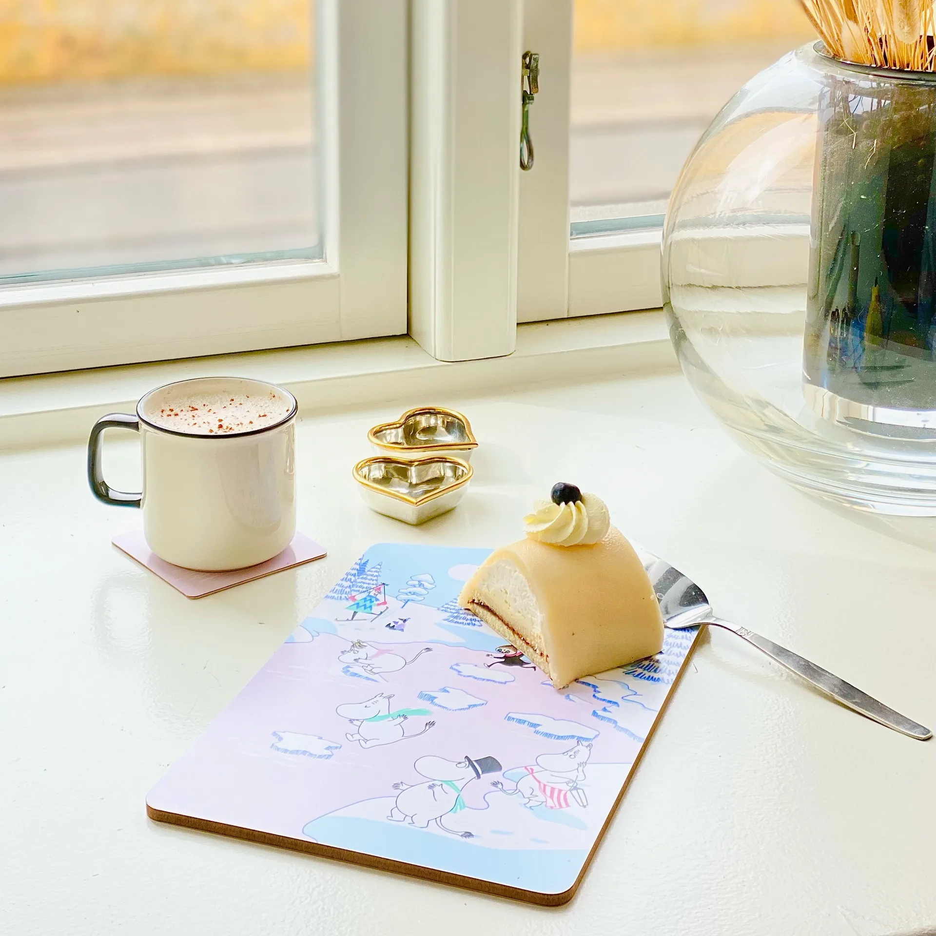 Moomin snijplank winter 2022 20x30 cm, Blauw-wit-roze Opto Design