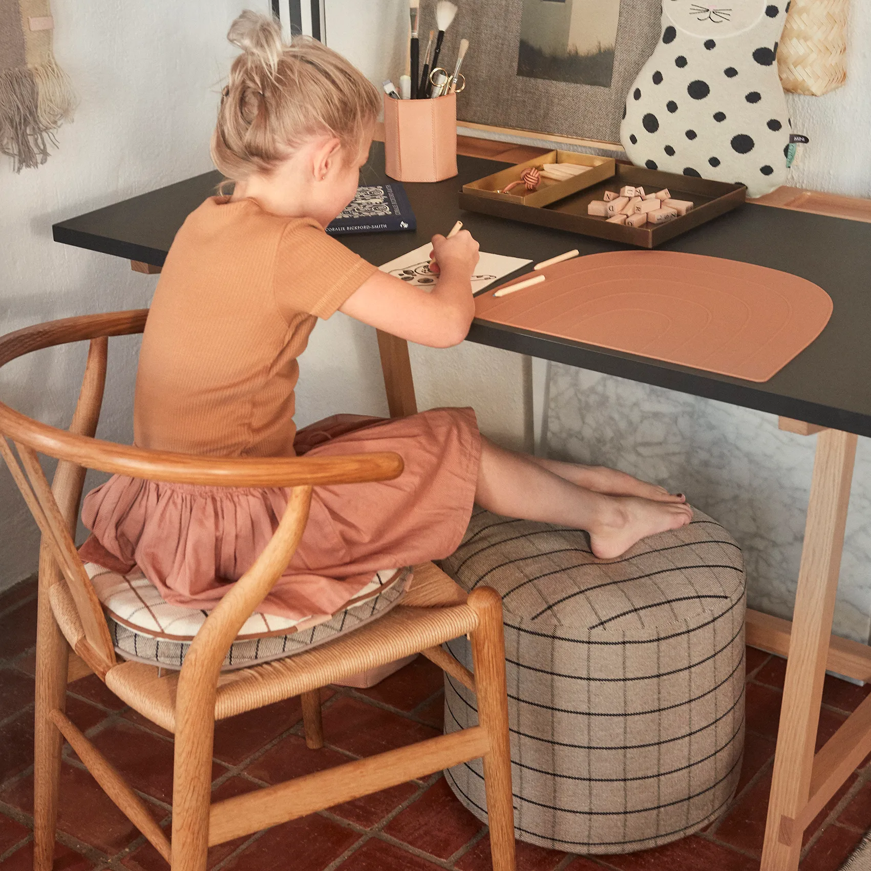 Grid poef Ø40 cm, Clay OYOY