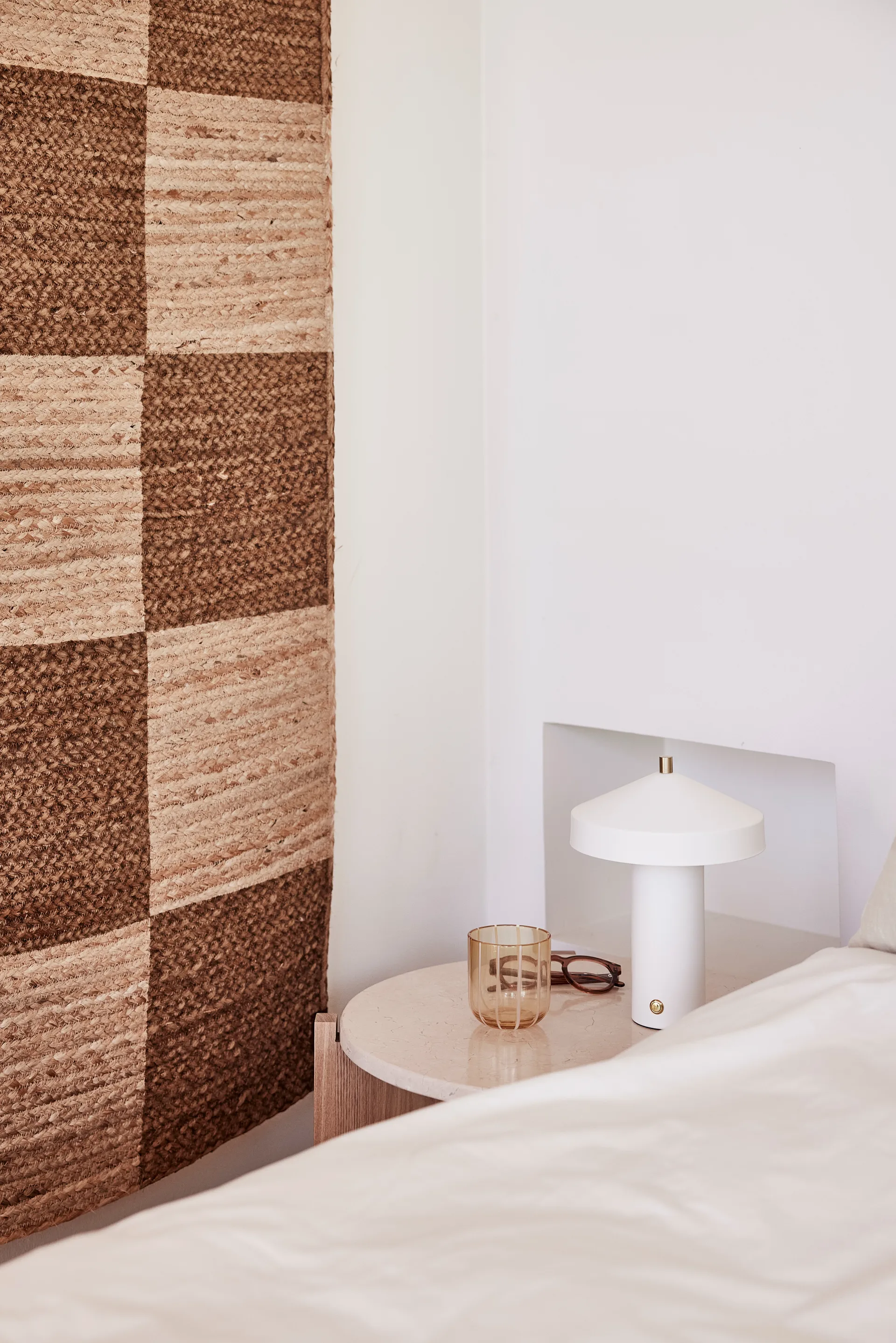 Lune marmeren salontafel Ø50 cm, Natur-white OYOY