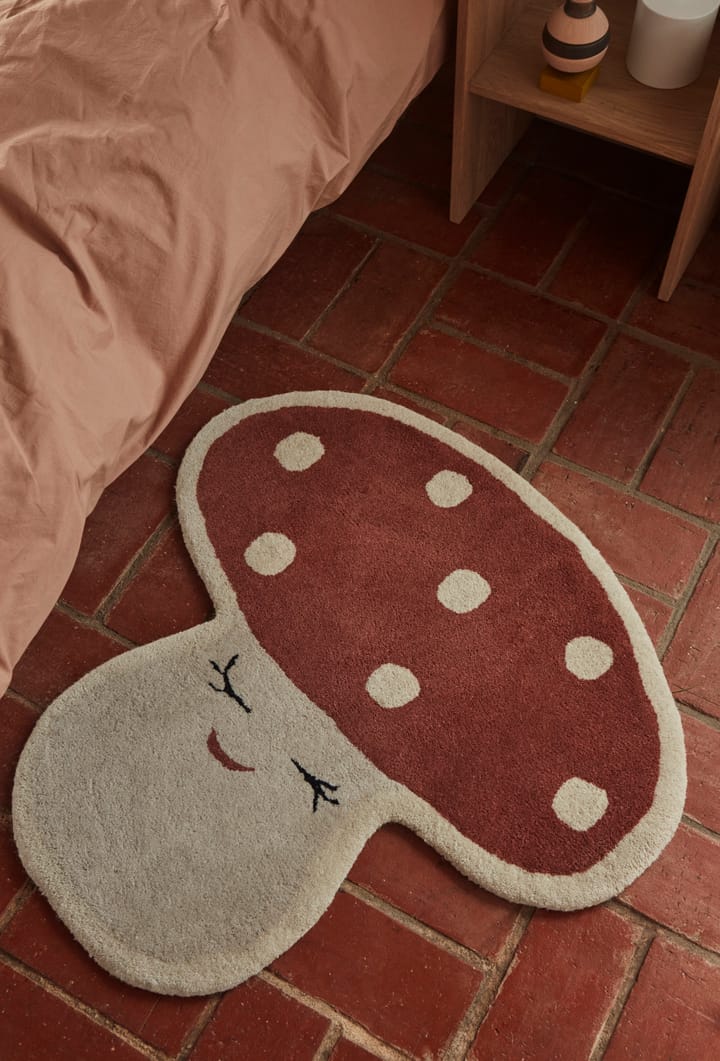 Malle mushroom vloerkleed 75x77 cm, Red OYOY