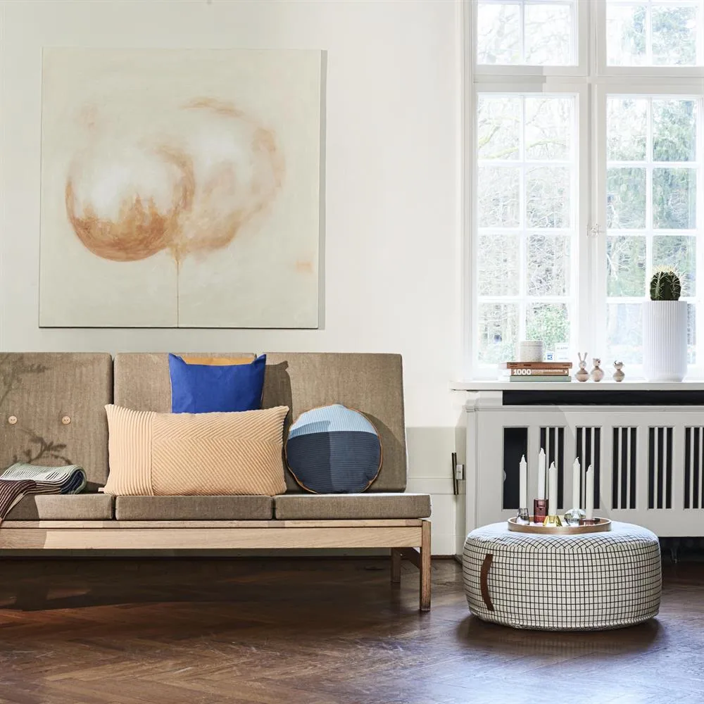 Sit on me poef, rond - wit OYOY