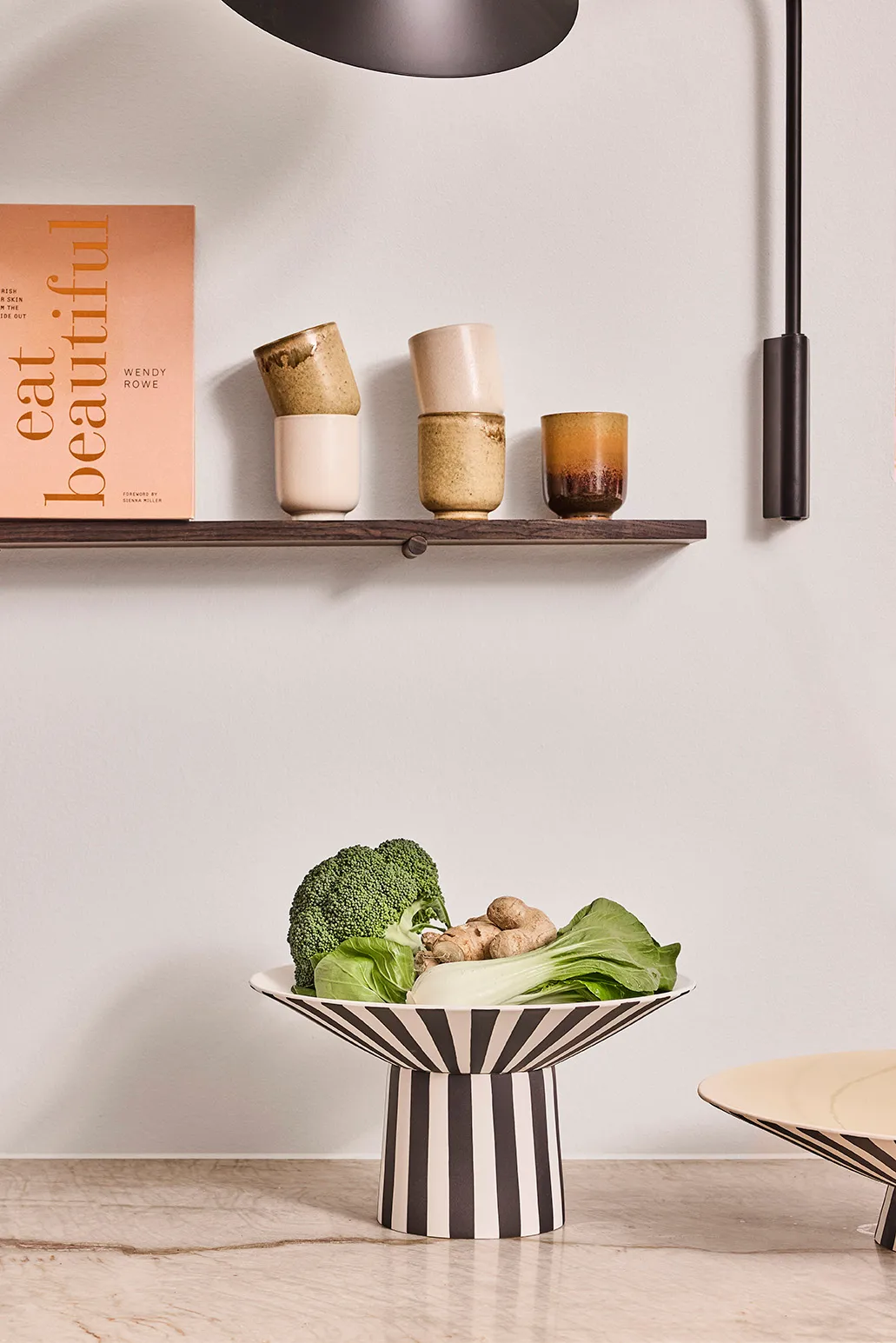 Toppu centerpiece hoog Ø30x17 cm, White-black OYOY