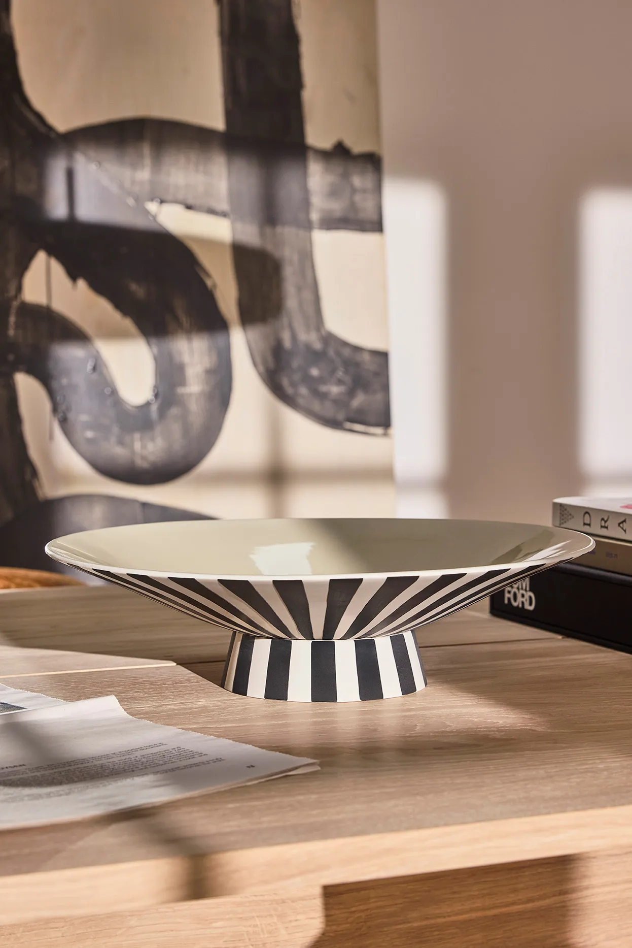 Toppu centerpiece laag Ø39x10,5 cm, Vanilla-black-white OYOY