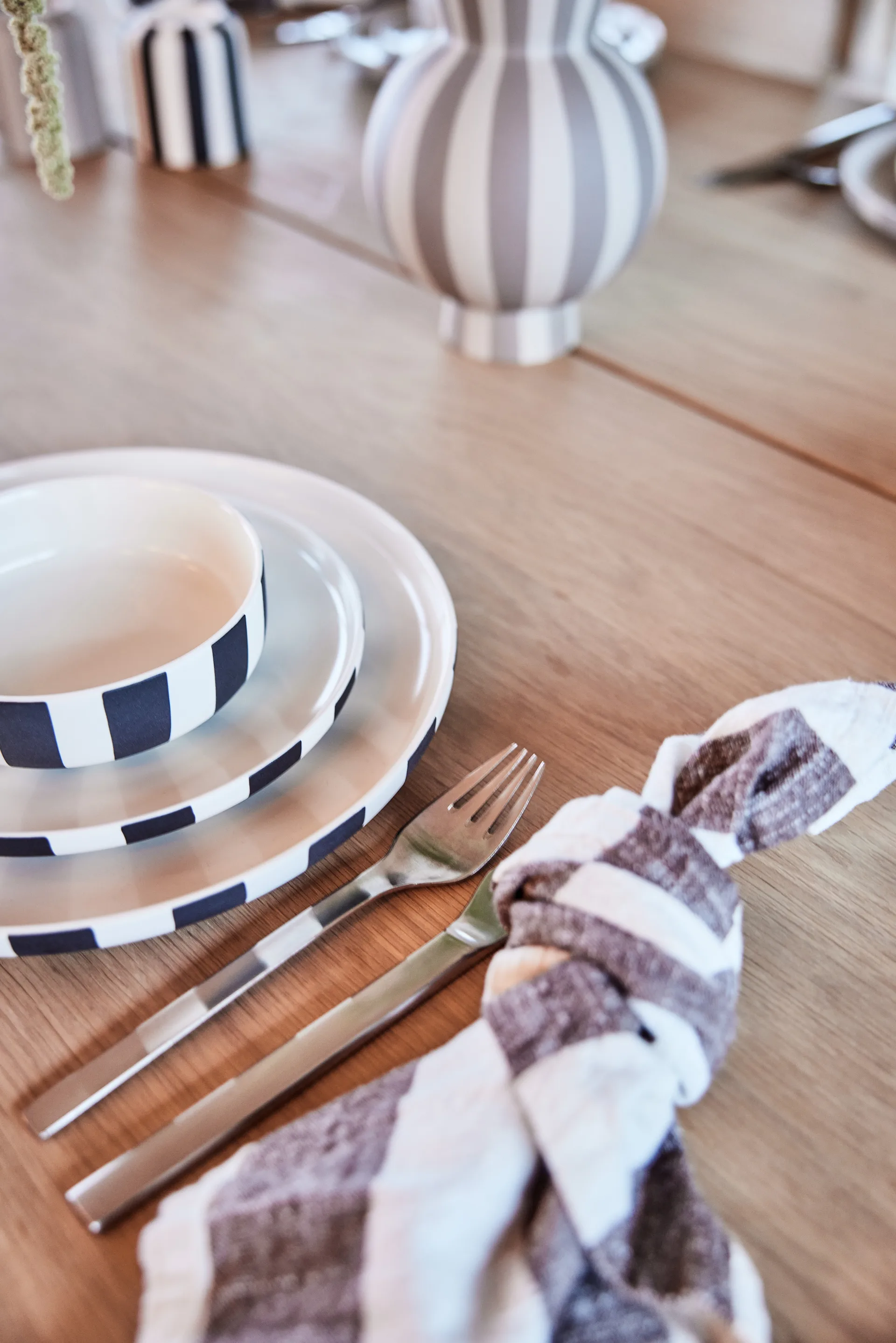 Toppu vaas Ø14,5 cm, Clay OYOY