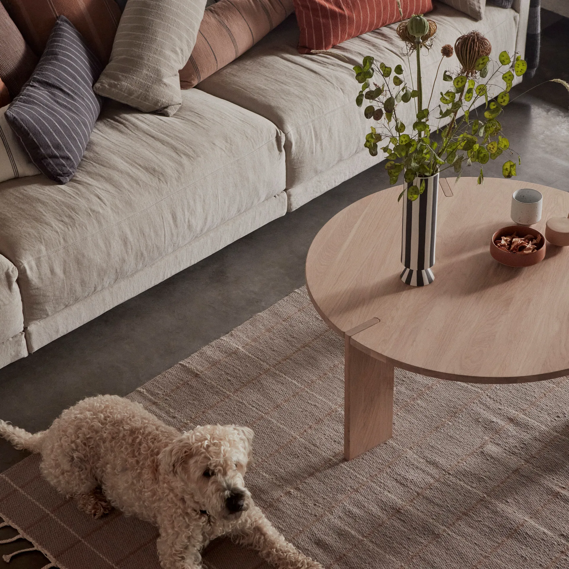 Toppu vaas 31 cm, Wit-zwart OYOY