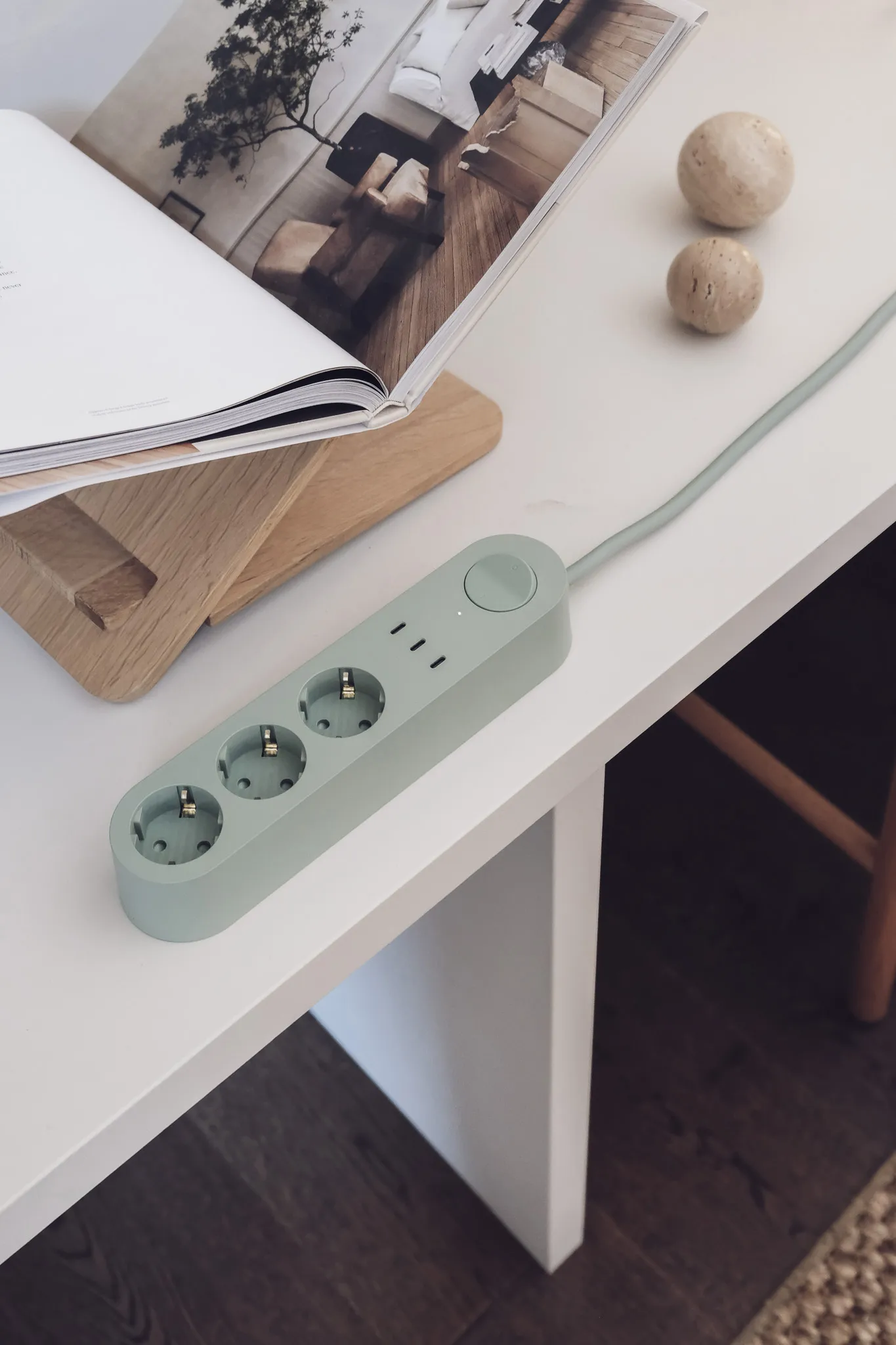 Alma Power Bar stekkerdoos, Midsummer green Palette