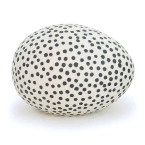 Egg dot, wit-zwart Paradisverkstaden