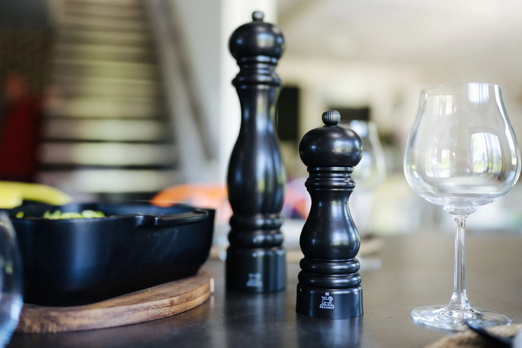 Paris u'Select pepermolen 18 cm, Satin black Peugeot