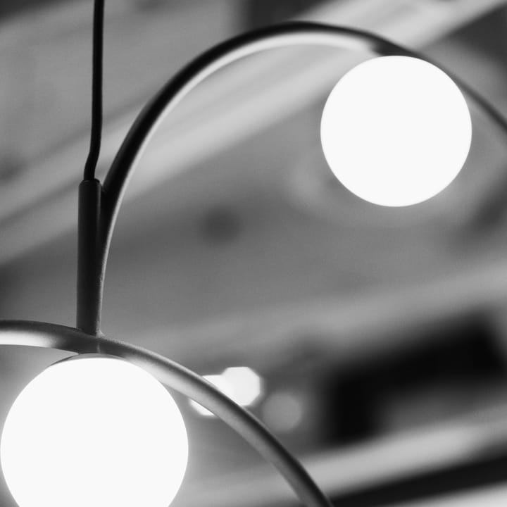Bounce 116 plafondlamp - Zwart-opaalglas - Pholc