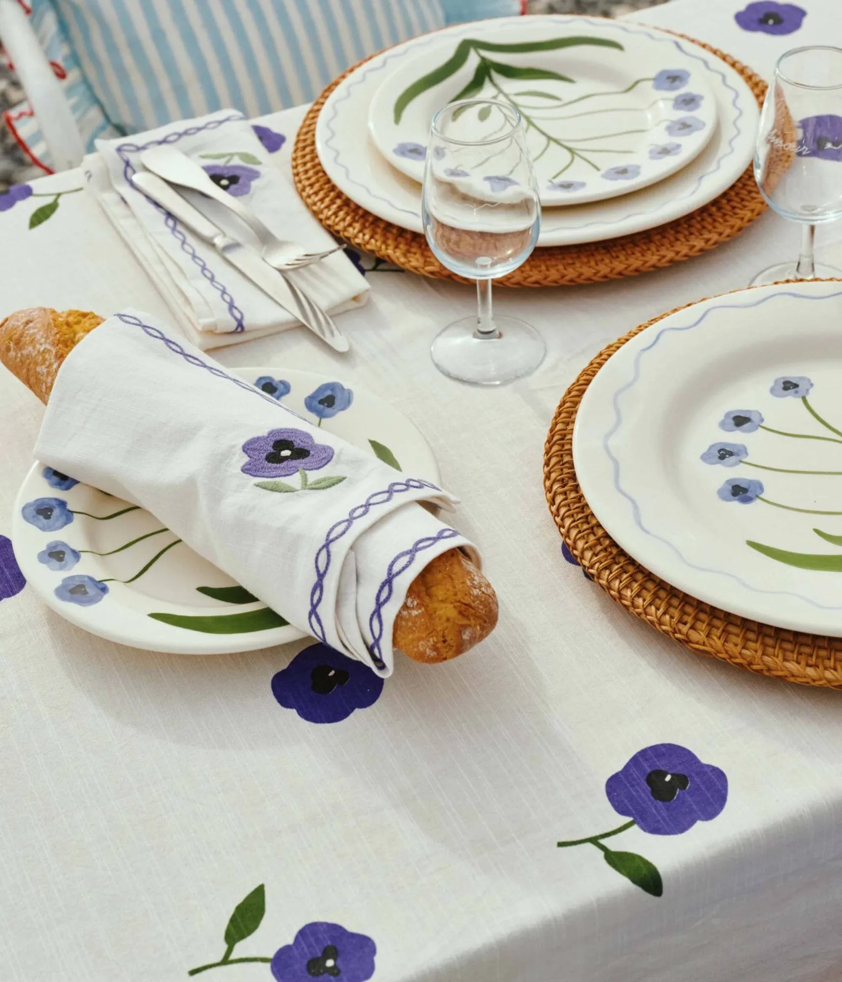Madelen Möllard Pansy katoenen servet, Blue, 4-pack, 45x45 cm Pick a Poppy
