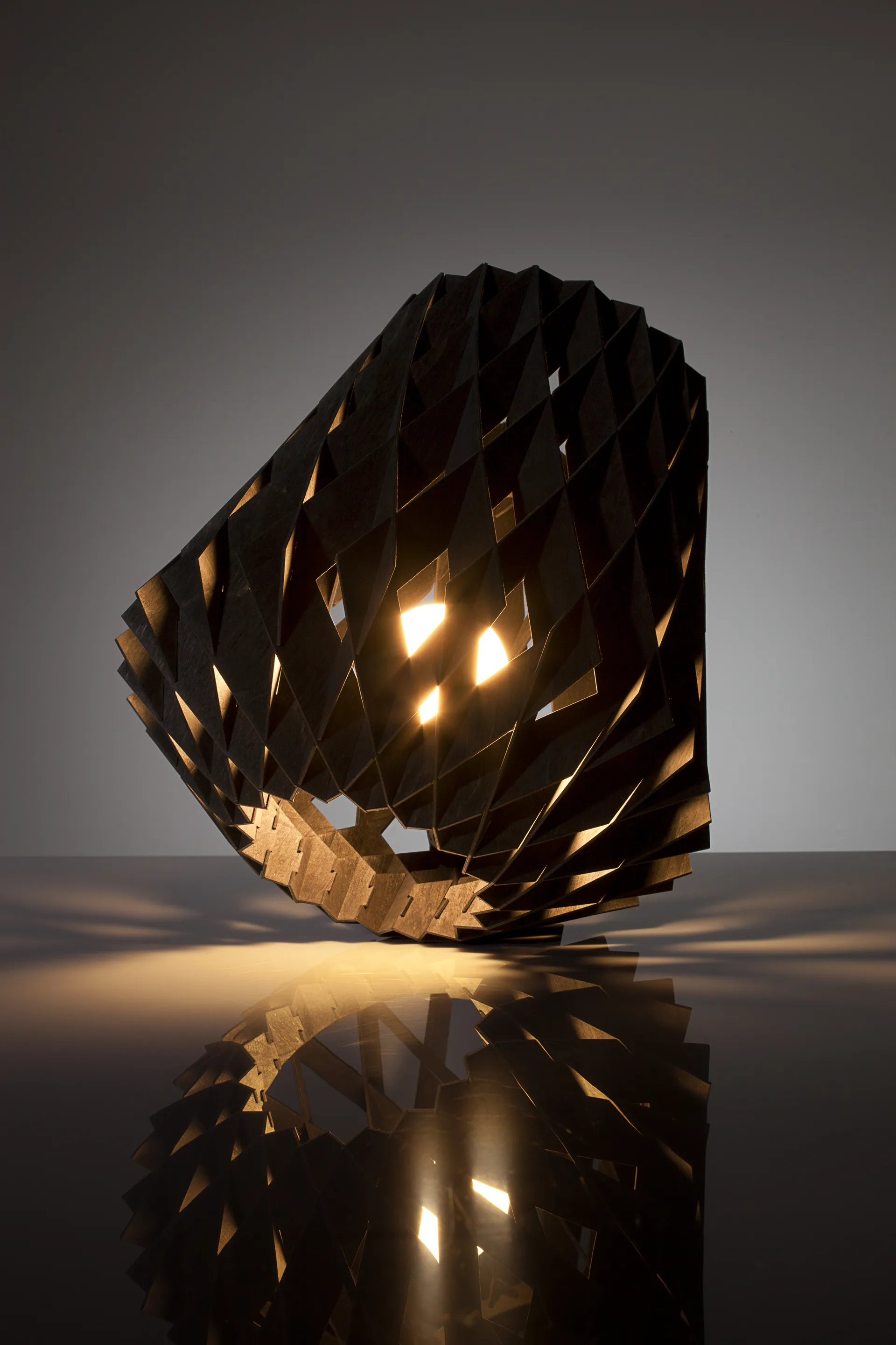 Pilke Signature tafellamp Ø28 cm, Zwart Pilke