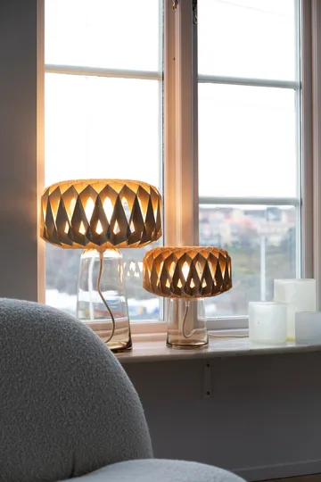 Signature 25 tafellamp - Amber-berk, Ø28x34 cm - Pilke