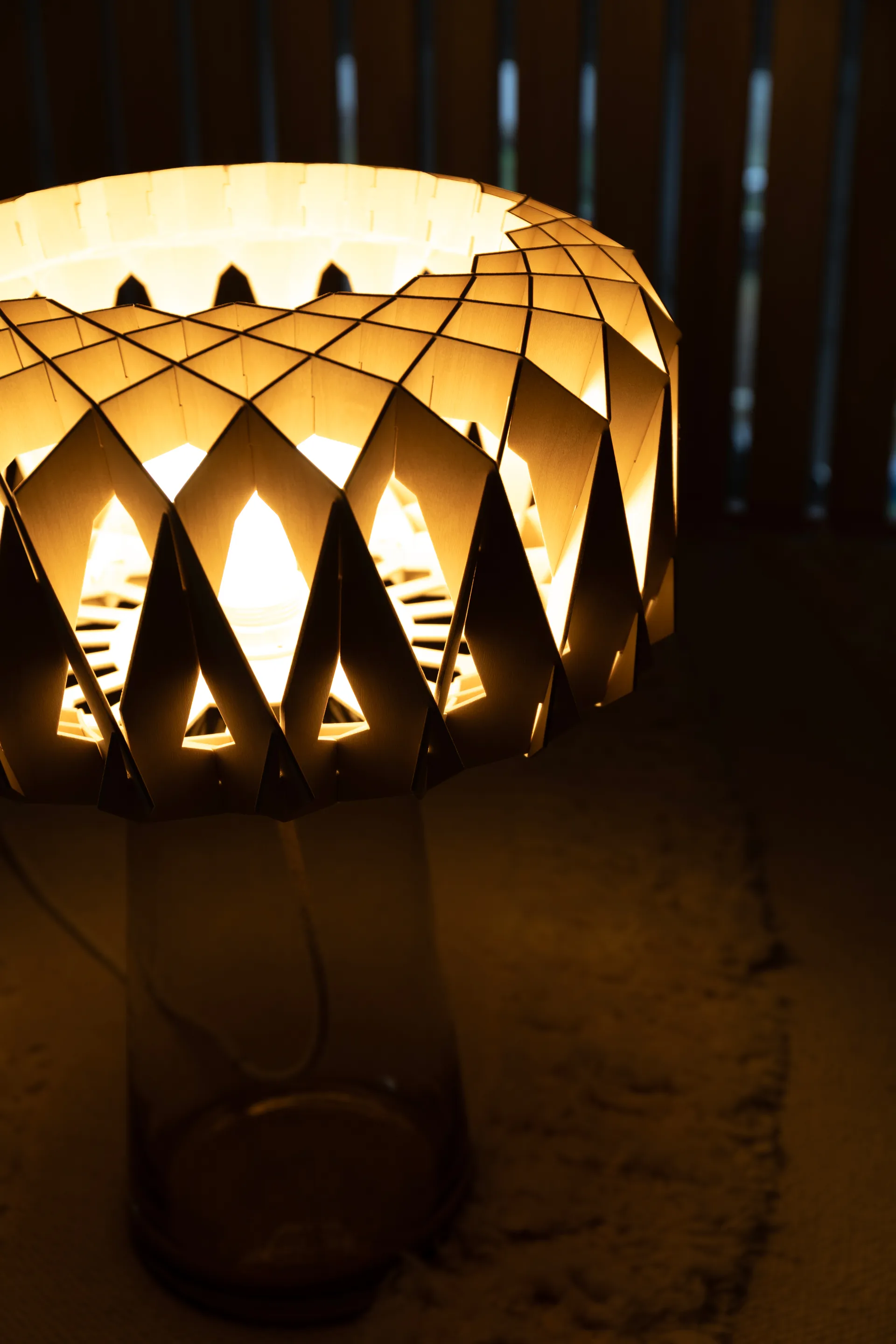 Signature 35 tafellamp, Amber-berk, Ø36,5x53 cm Pilke