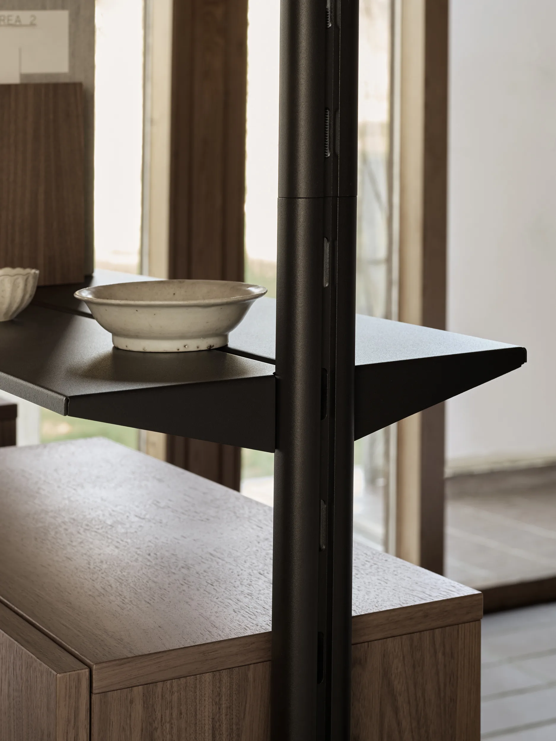 Pira G2 wandsysteem F C A Black/Walnut 256-264 cm,  Pira
