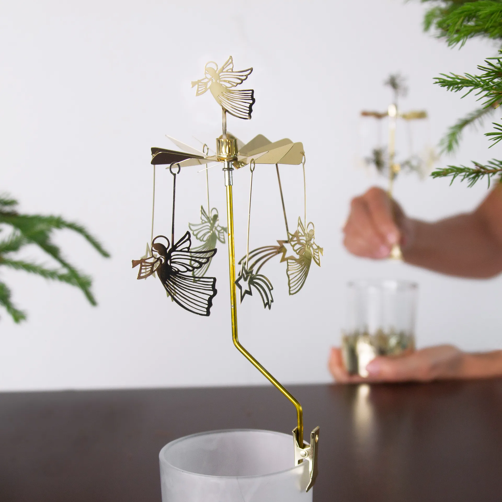 Draaiende waxinelichthouder clips engelen & sterren, Goud Pluto Design