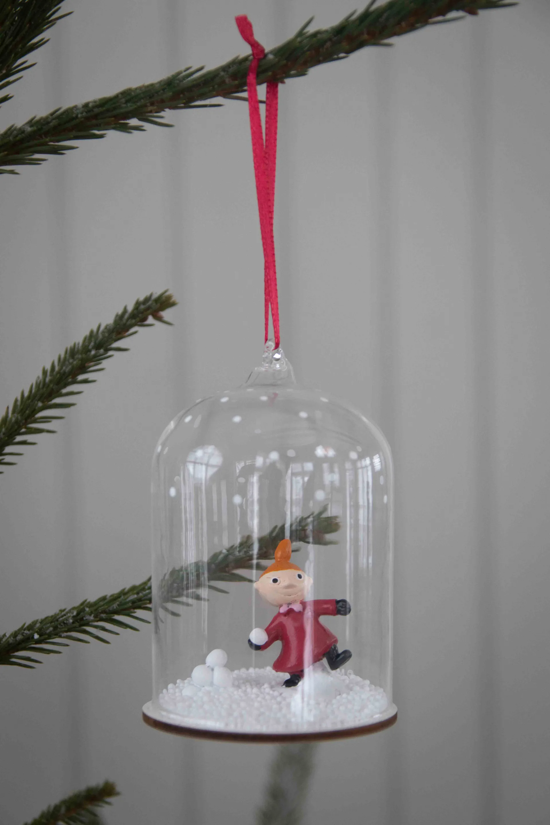 Mumin sneeuwbol kersthanger, Kleine Mie Pluto Design