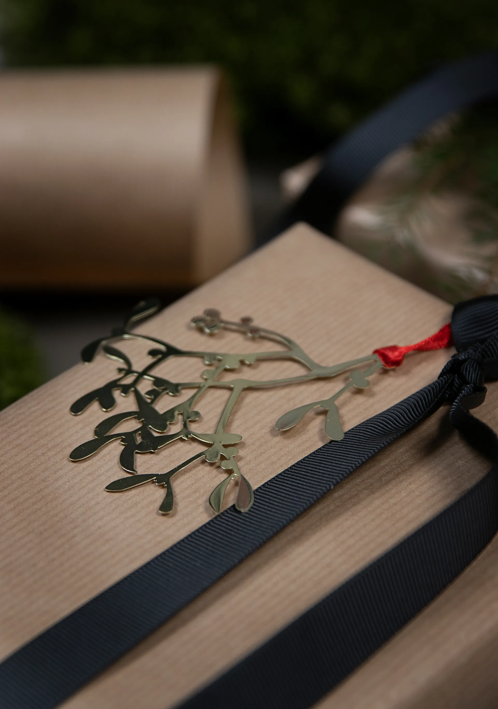 Pluto hanger metaal, Maretak, goudkleurig Pluto Design