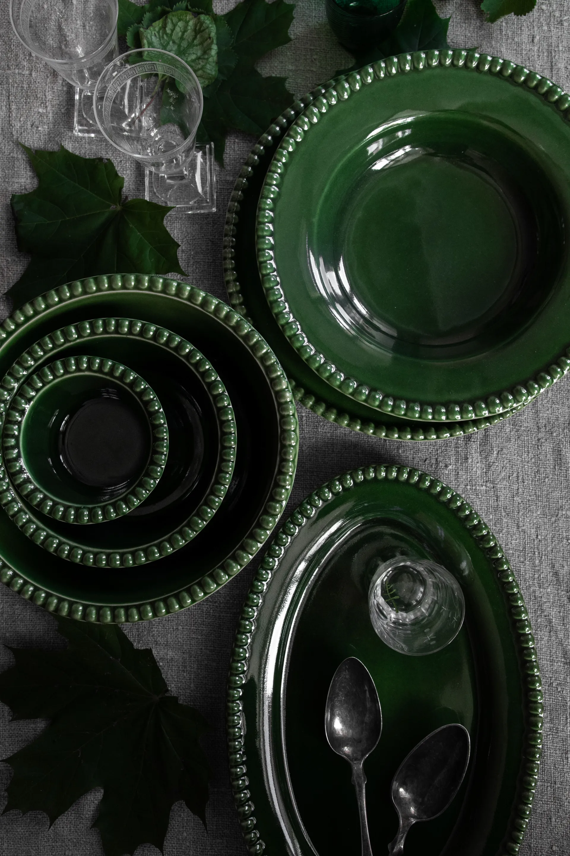 Daria serveerschotel 35 cm aardewerk, Moss PotteryJo