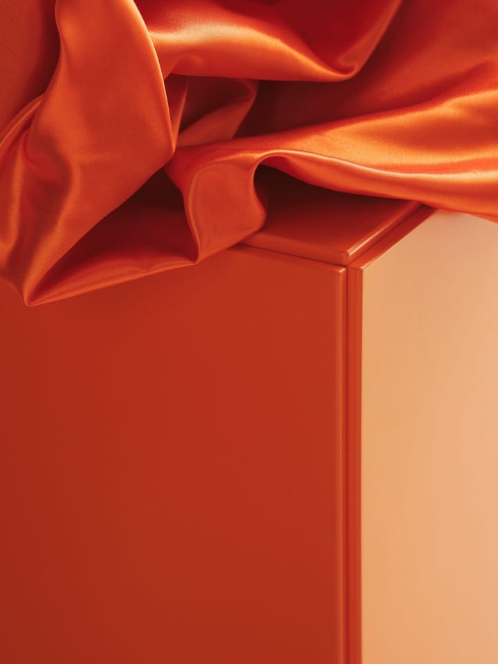Relief bureau laag met poten 123x46,6 cm oranje Relief