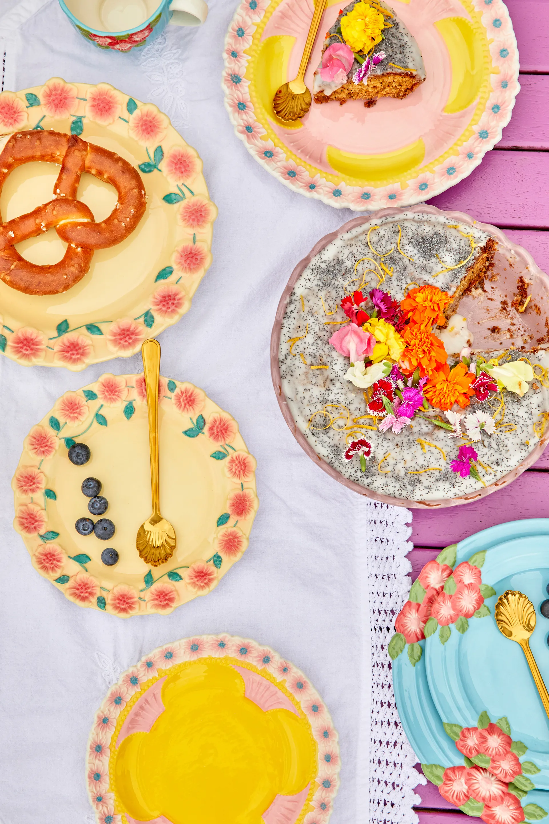 Rice Embossed Flower keramieken bord Ø25,5 cm, Crème RICE