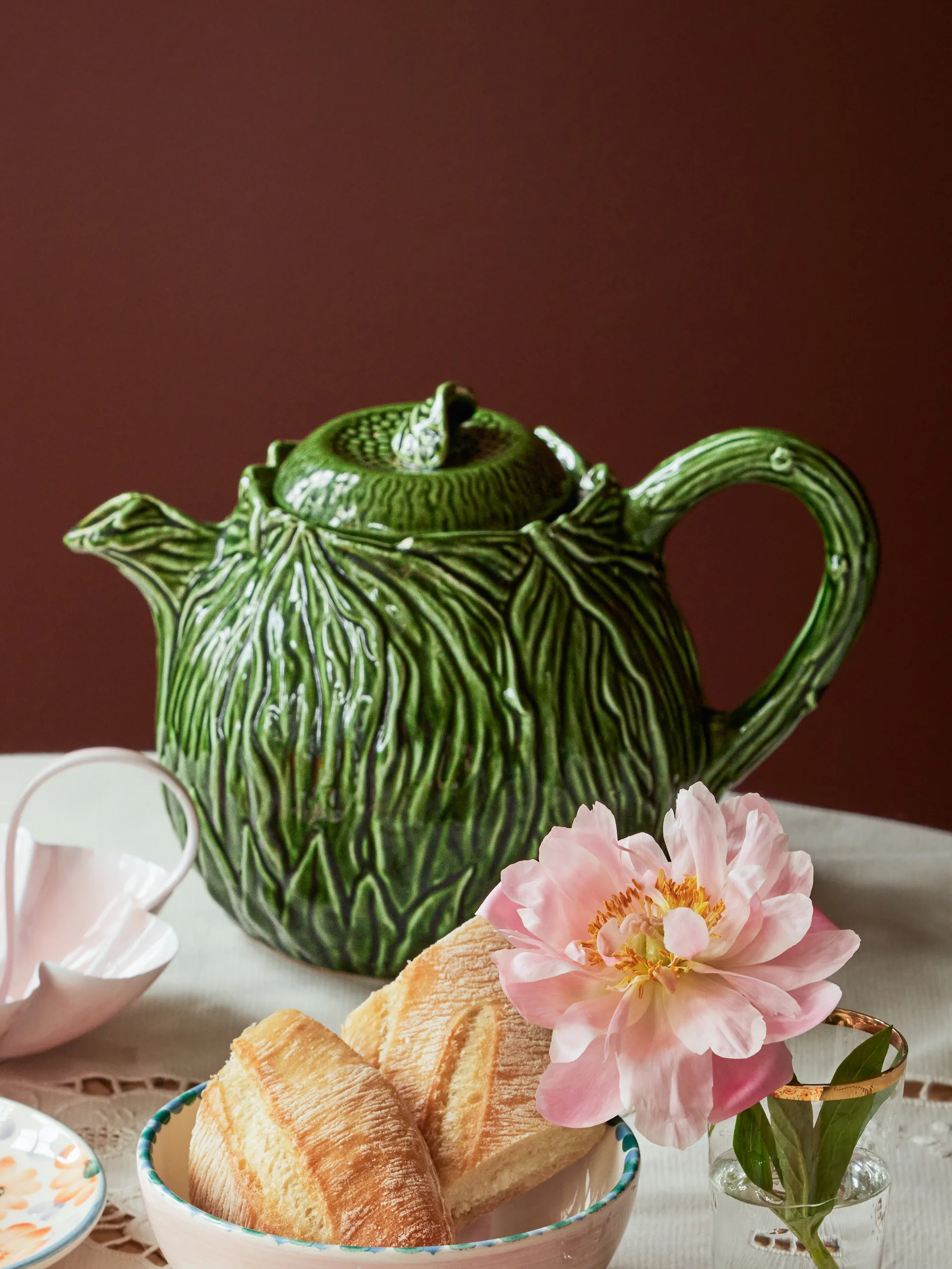 Rice keramische theepot 1,6 L, Embossed kale design RICE